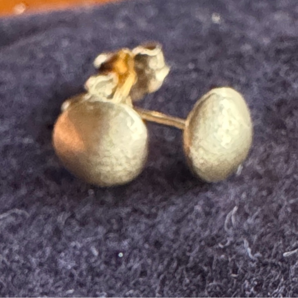 Elegant Hammered Gold Stud Earrings